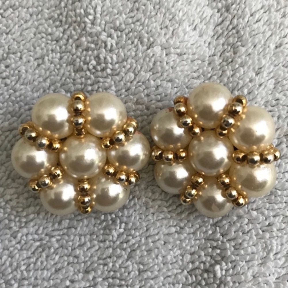 Faux Pearl Clip-ons